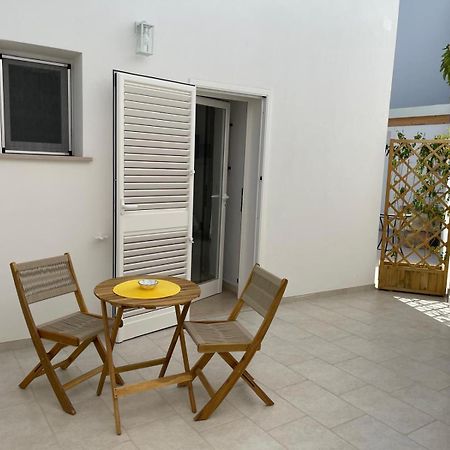 Cortile Carducci Hotel Ракале Екстериор снимка