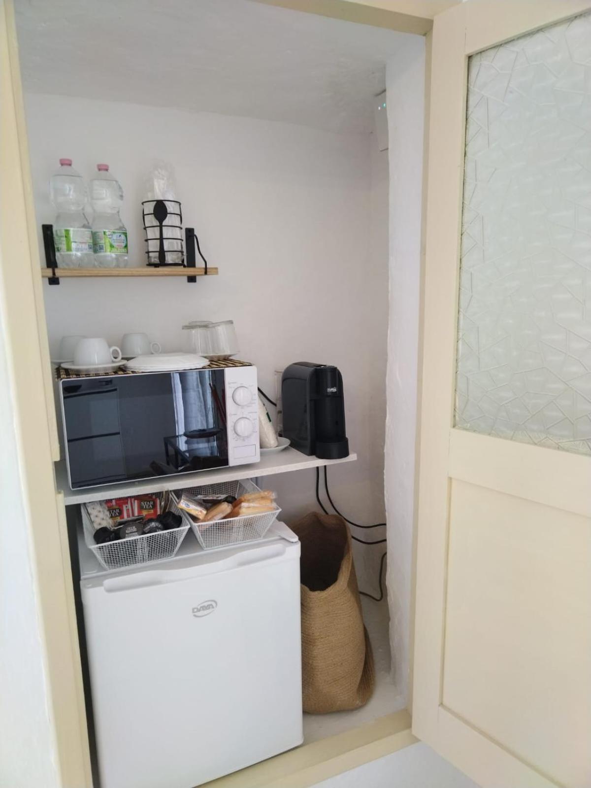 Cortile Carducci Hotel Ракале Екстериор снимка